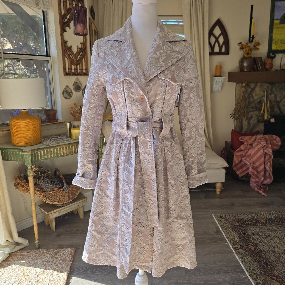 STUNNING Vintage Lace Trench Coat Romantic Goth